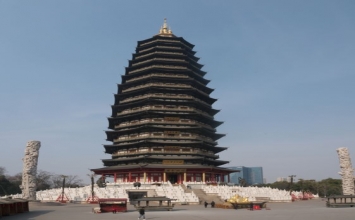 Ngôi Chùa Tianning – Tìm Về Chốn Linh Thiêng